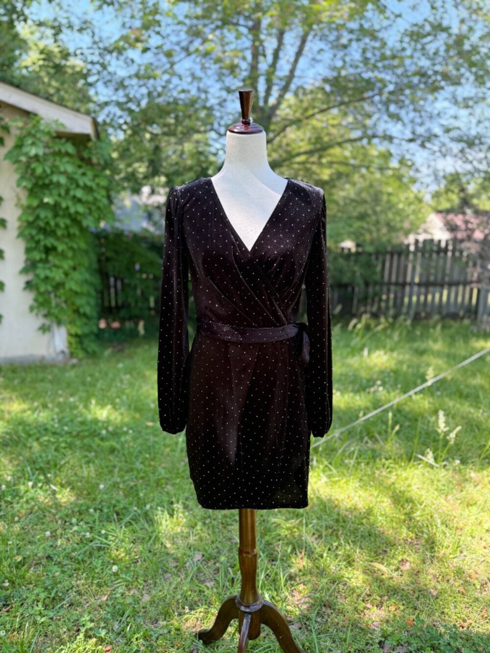 Nine West Black Velvet Studded Faux Wrap Tie Dress Long Sleeve Cocktail